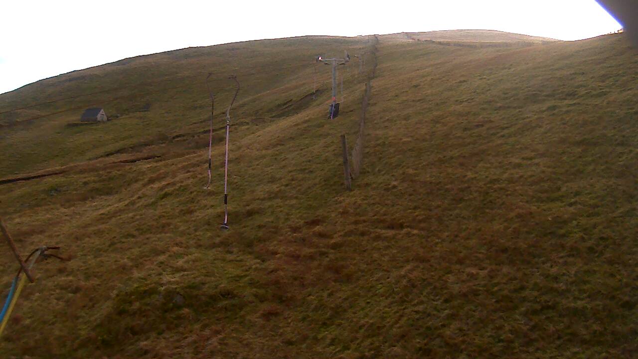 Image from 2021/11/22 for Tow Hut