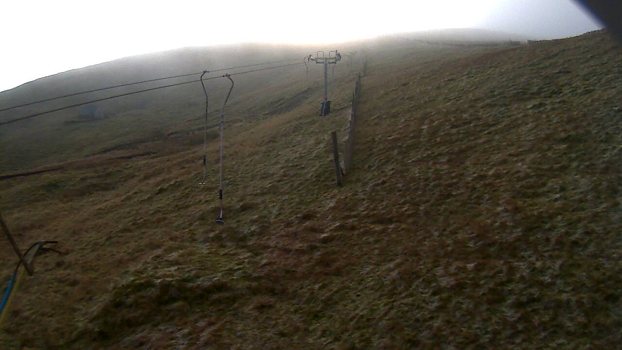 Image from 2021/11/25 for Tow Hut