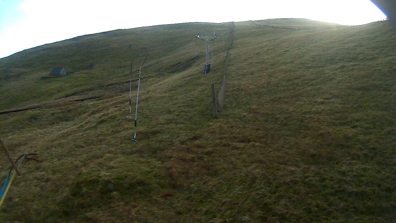 Image from 2021/11/26 for Tow Hut