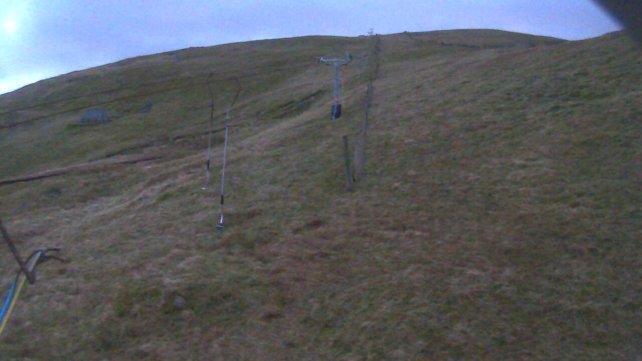 Image from 2021/11/26 for Tow Hut