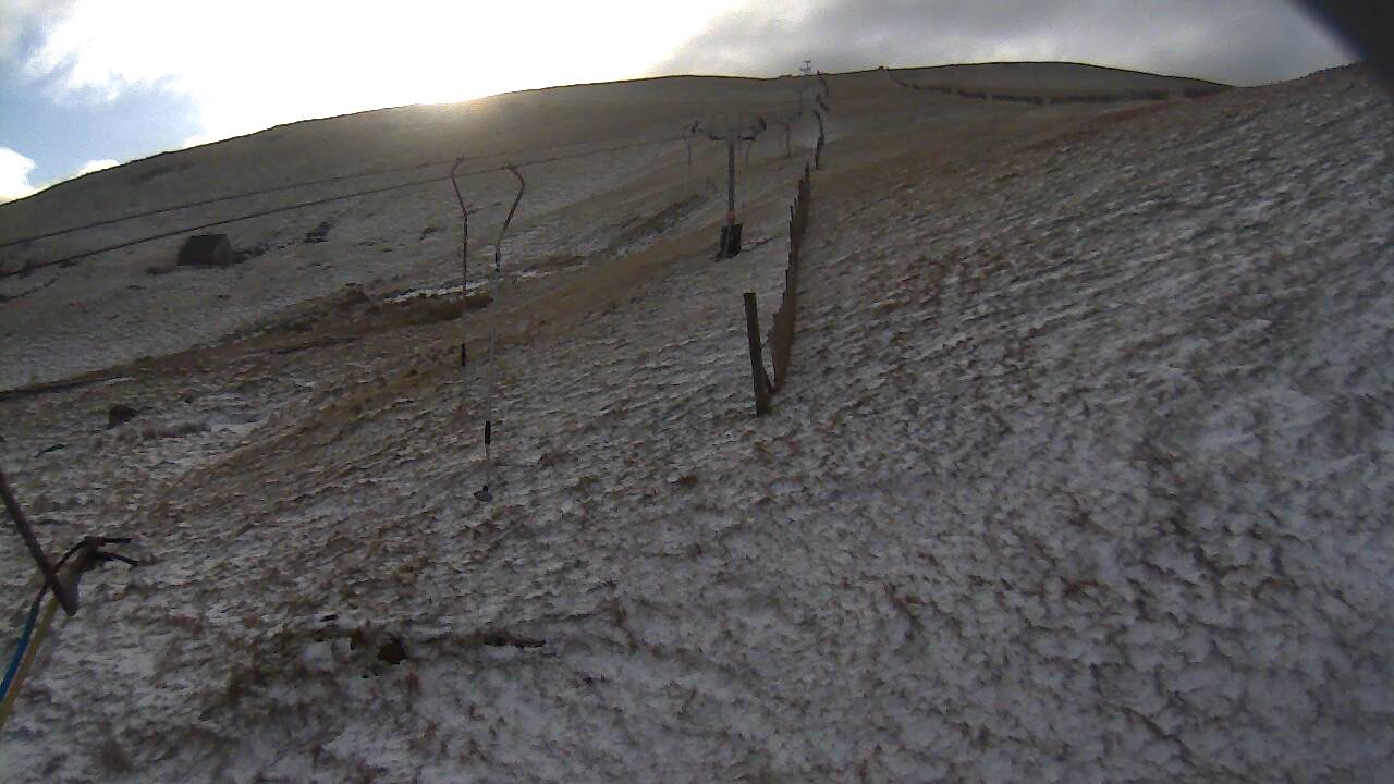 Image from 2021/11/27 for Tow Hut