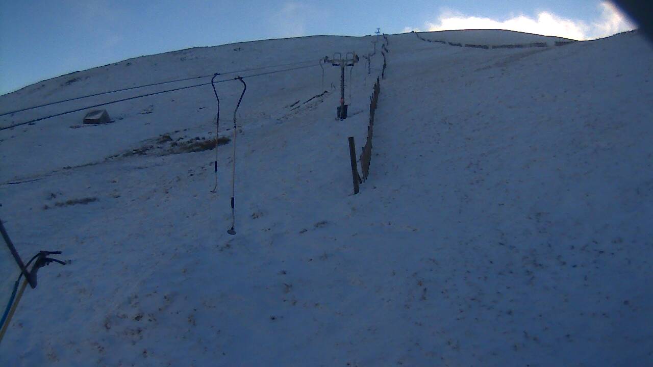 Image from 2021/11/28 for Tow Hut