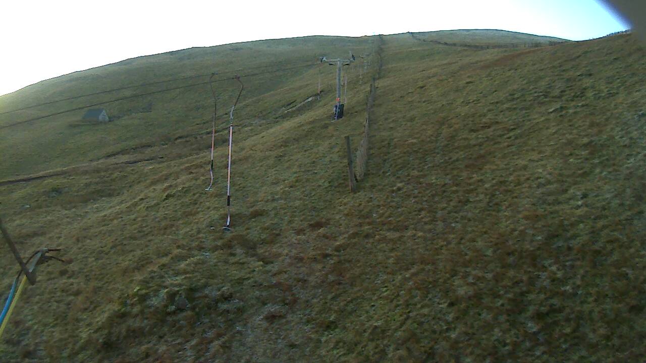 Image from 2021/12/02 for Tow Hut