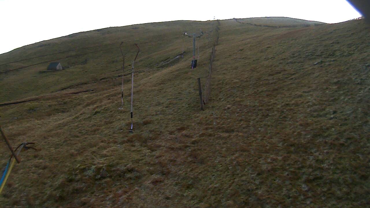 Image from 2021/12/02 for Tow Hut