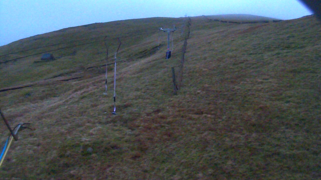 Image from 2021/12/03 for Tow Hut