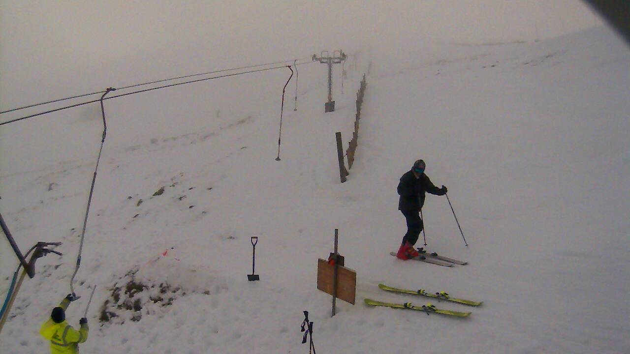 Image from 2021/12/10 for Tow Hut