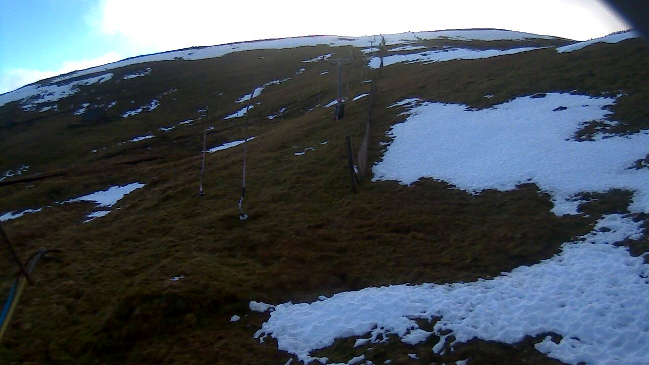 Image from 2021/12/16 for Tow Hut