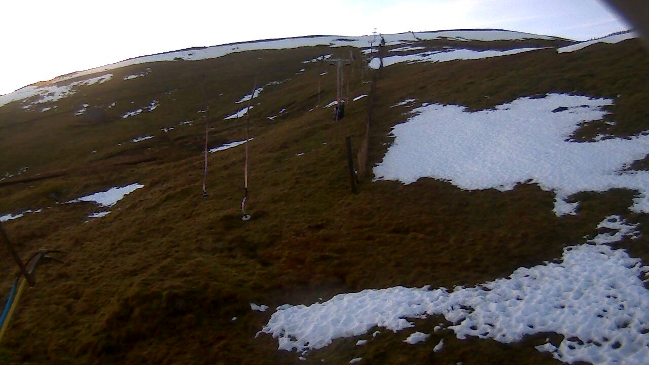 Image from 2021/12/17 for Tow Hut