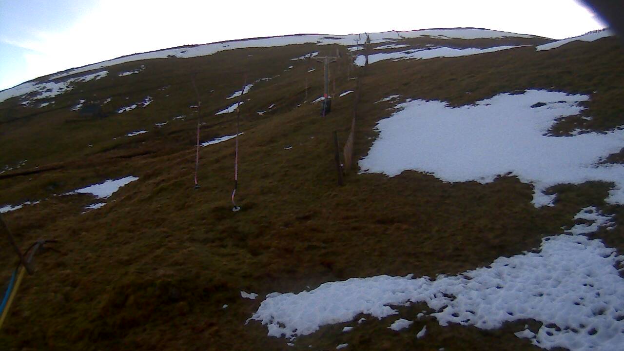 Image from 2021/12/17 for Tow Hut