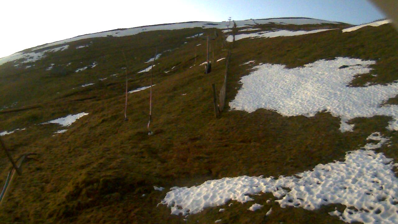 Image from 2021/12/18 for Tow Hut