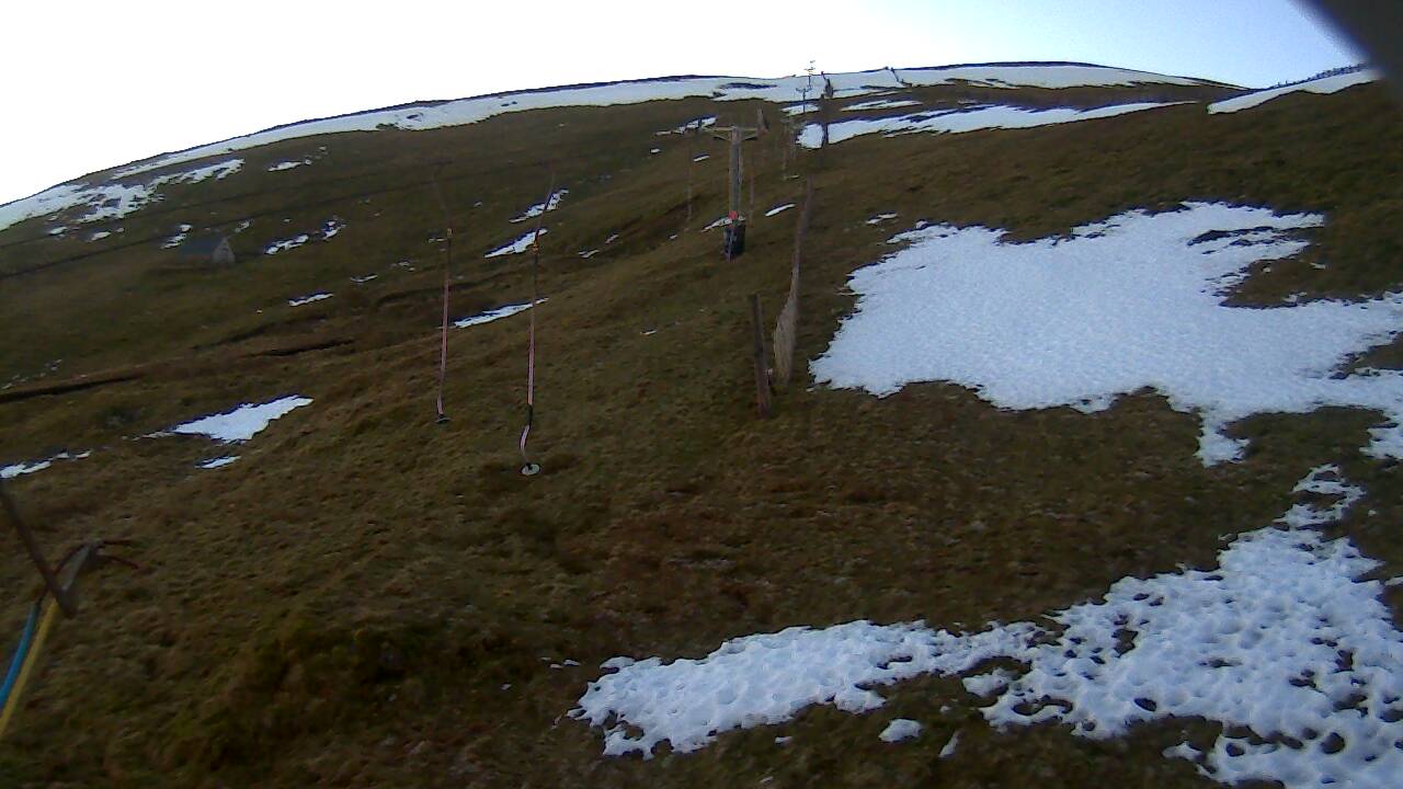 Image from 2021/12/19 for Tow Hut