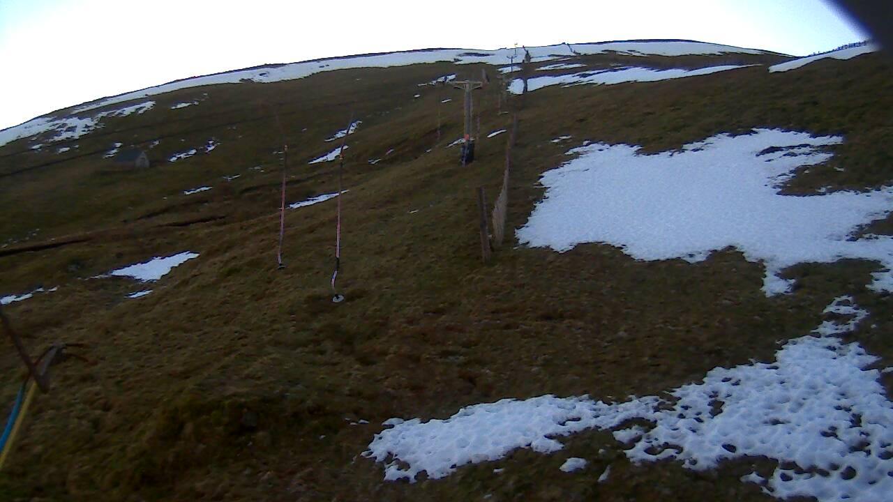 Image from 2021/12/19 for Tow Hut