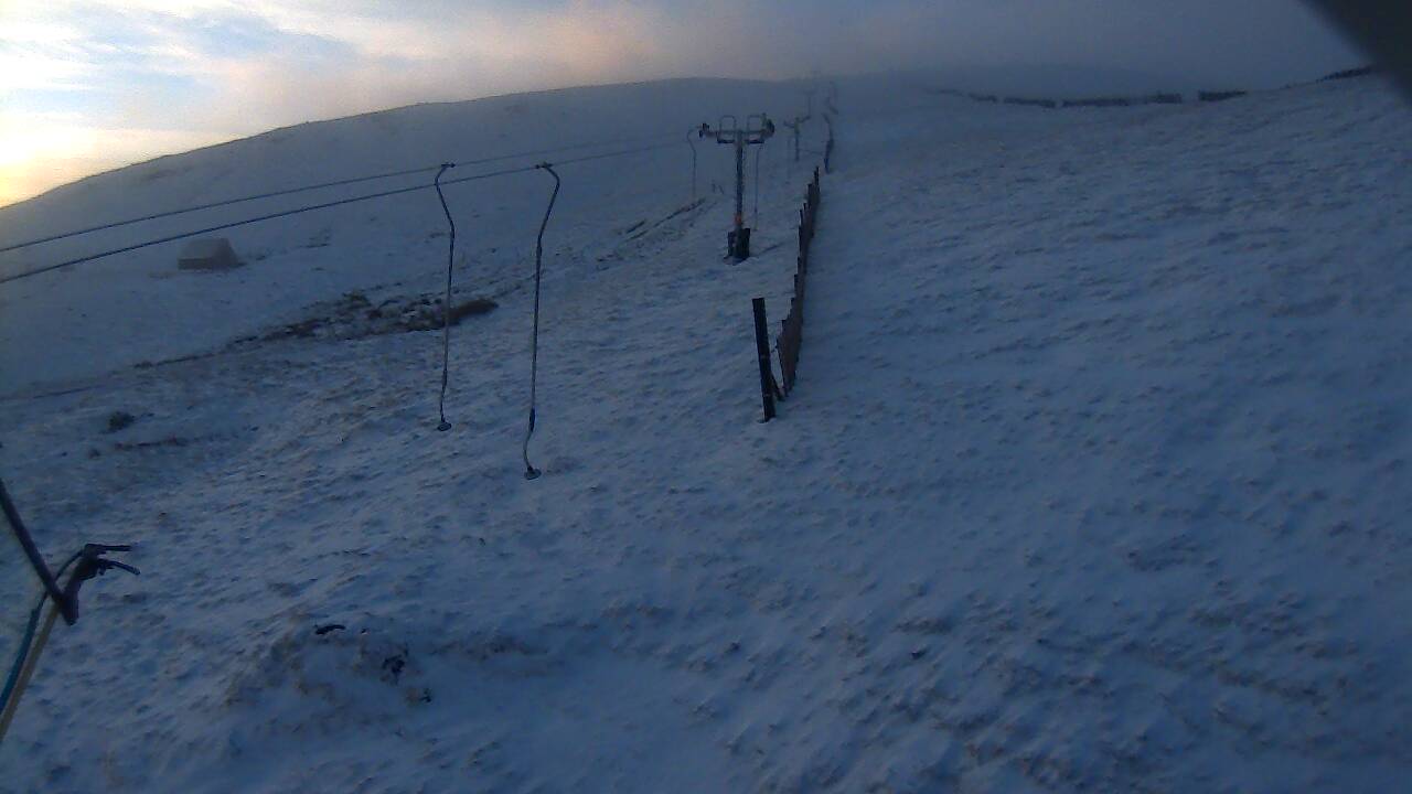 Image from 2022/01/04 for Tow Hut