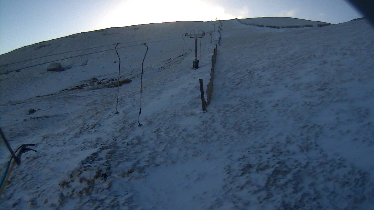 Image from 2022/01/05 for Tow Hut