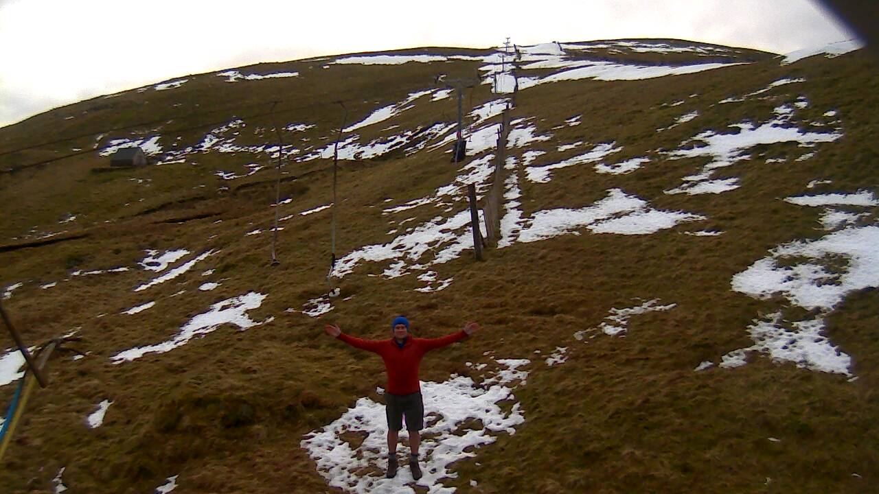 Image from 2022/01/15 for Tow Hut