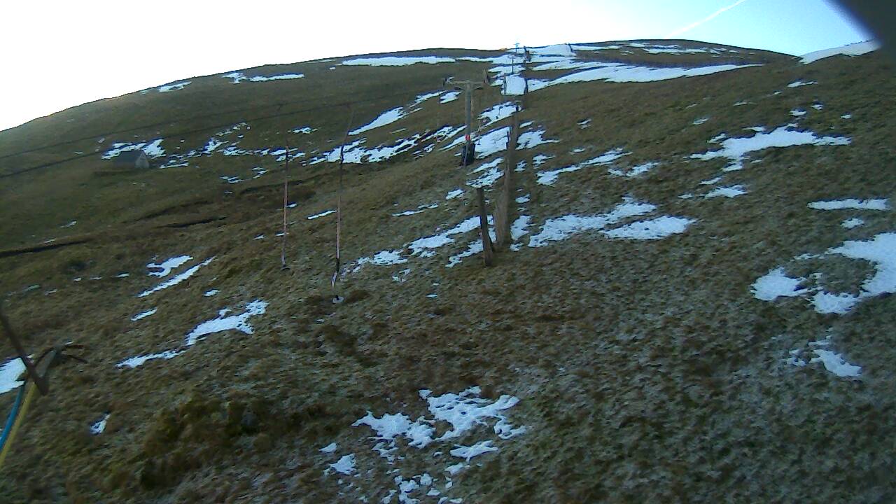 Image from 2022/01/17 for Tow Hut