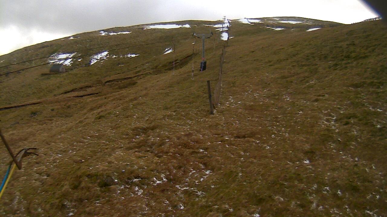 Image from 2022/02/17 for Tow Hut