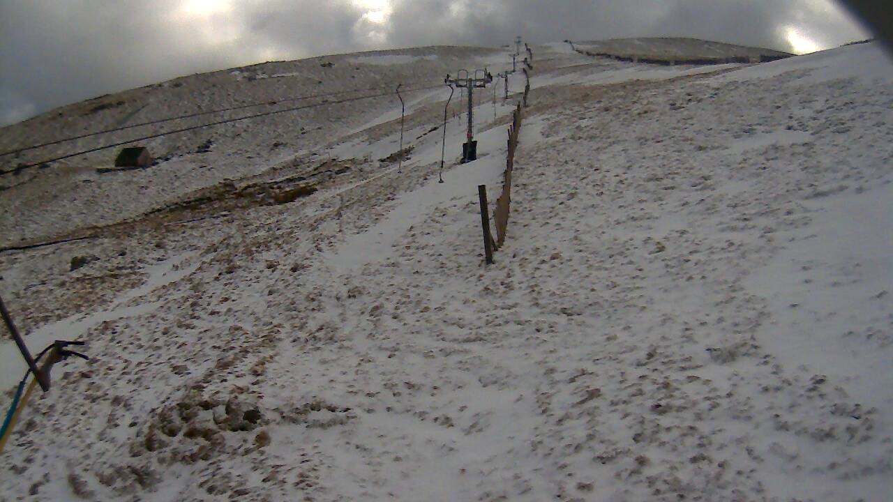 Image from 2022/02/24 for Tow Hut