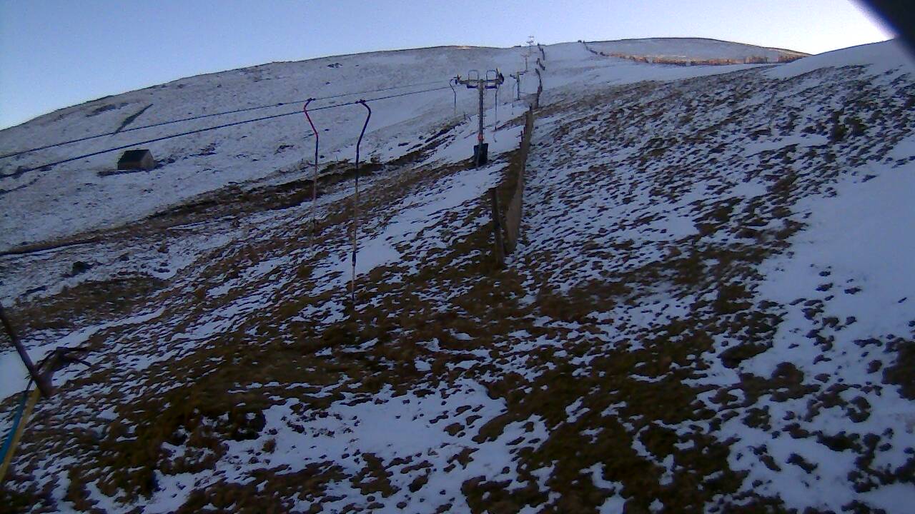 Image from 2022/03/06 for Tow Hut