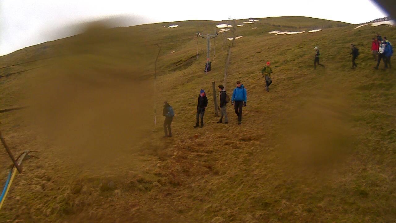 Image from 2022/03/13 for Tow Hut