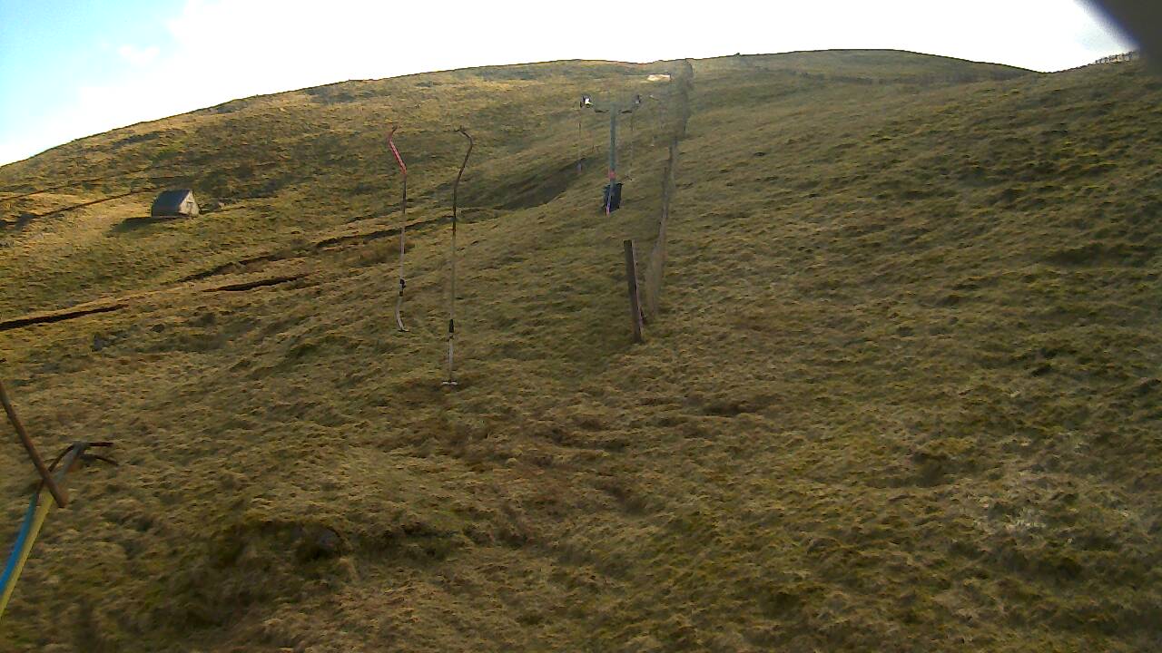 Image from 2022/03/26 for Tow Hut