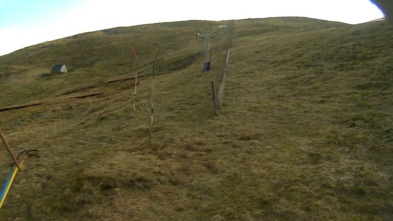 Image from 2022/03/26 for Tow Hut