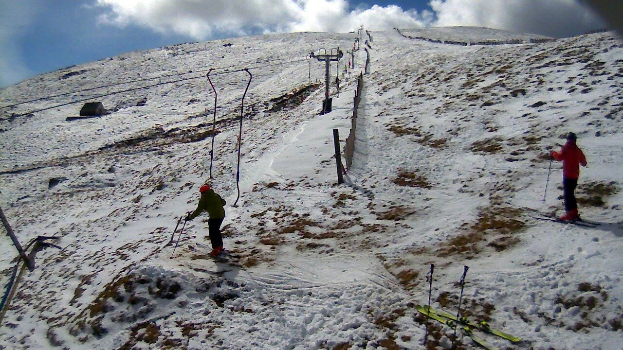 Image from 2022/04/09 for Tow Hut