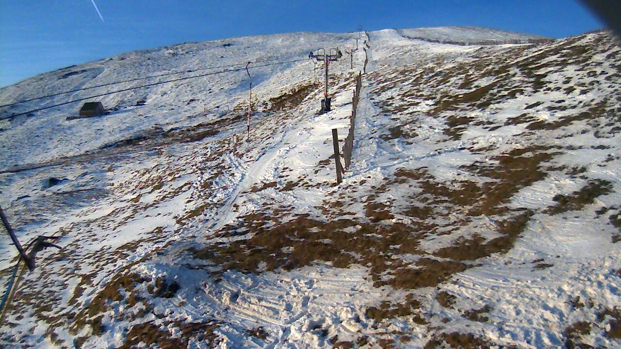 Image from 2022/04/10 for Tow Hut