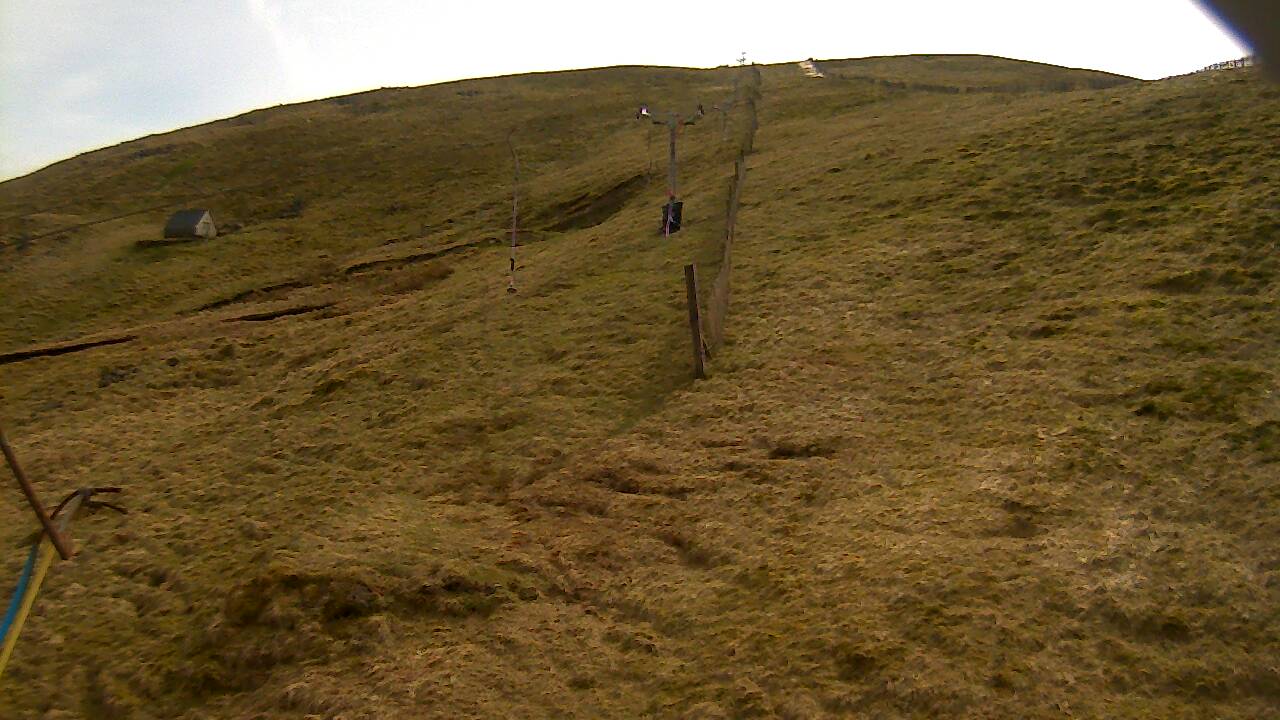 Image from 2022/04/14 for Tow Hut