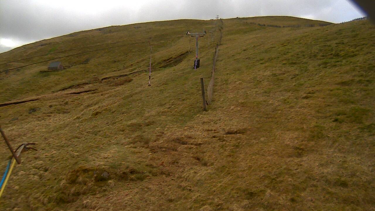 Image from 2022/04/18 for Tow Hut