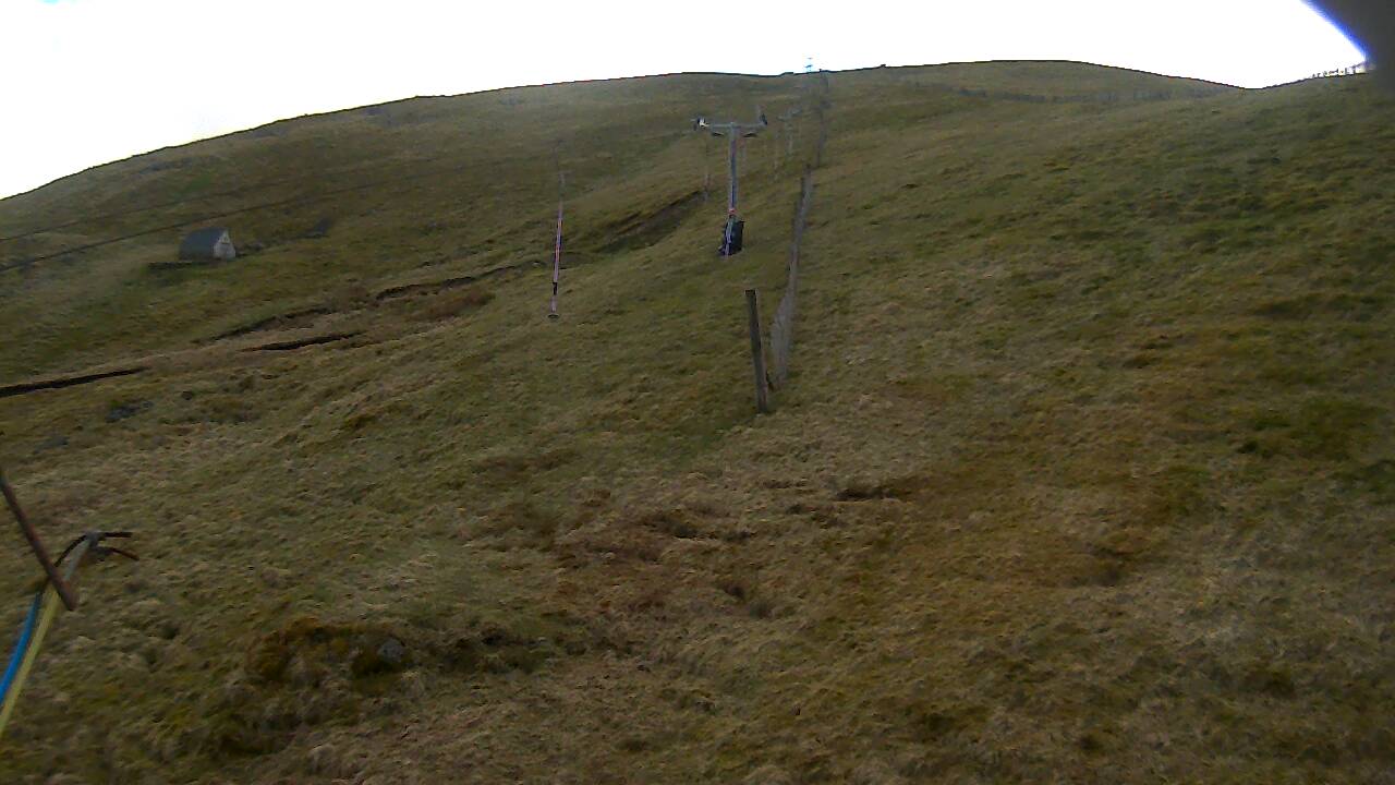 Image from 2022/04/18 for Tow Hut