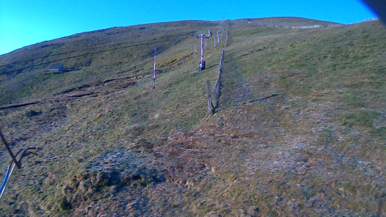 Image from 2022/04/19 for Tow Hut