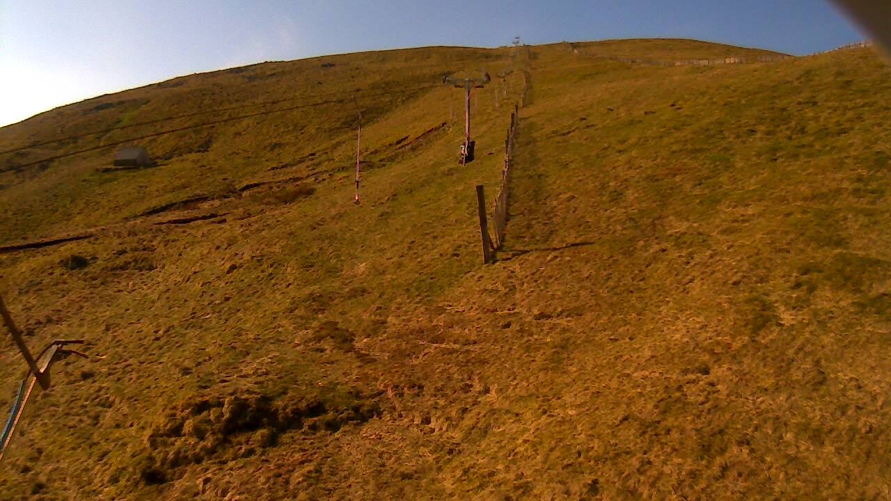 Image from 2022/04/20 for Tow Hut