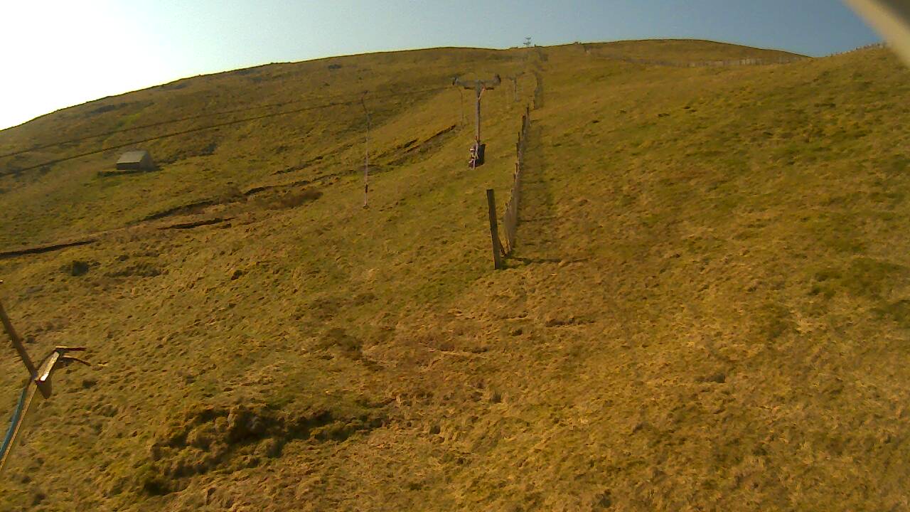 Image from 2022/04/20 for Tow Hut