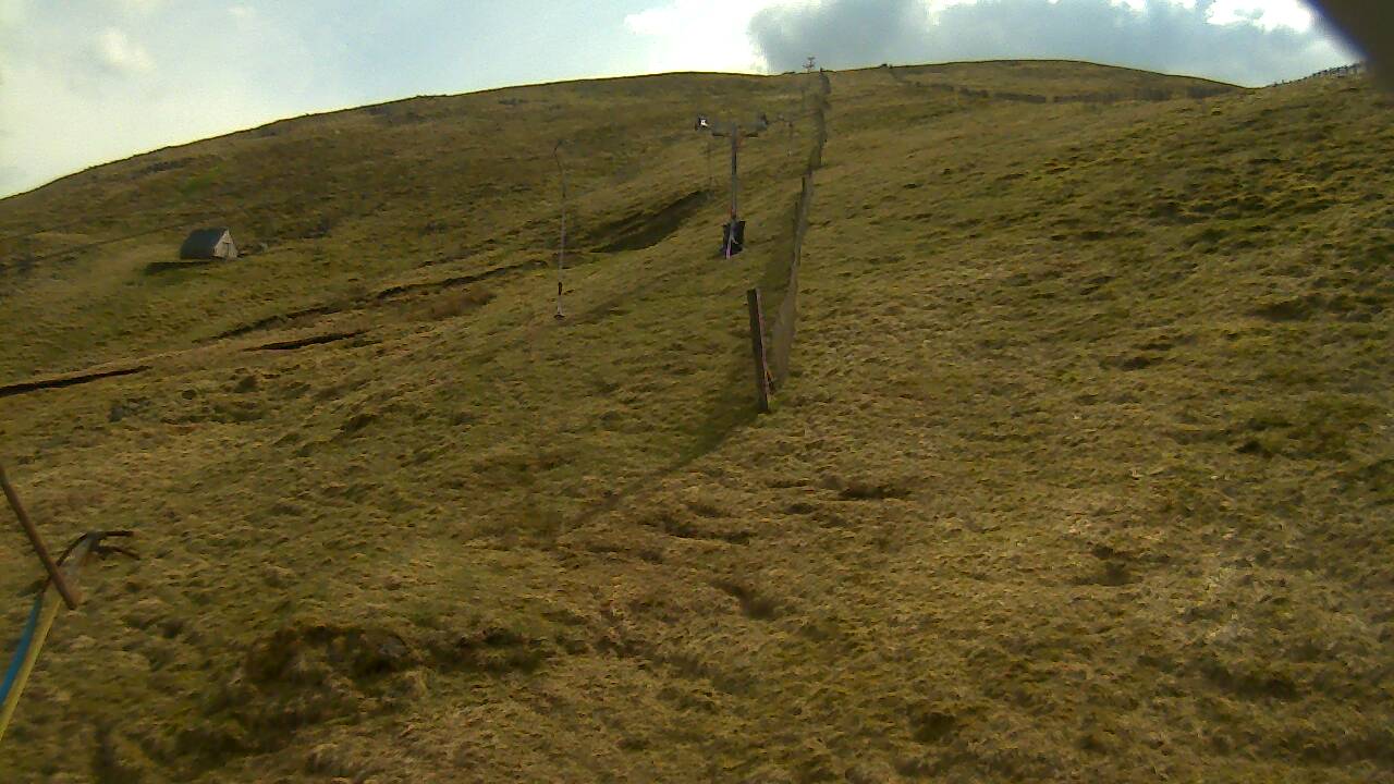 Image from 2022/04/20 for Tow Hut