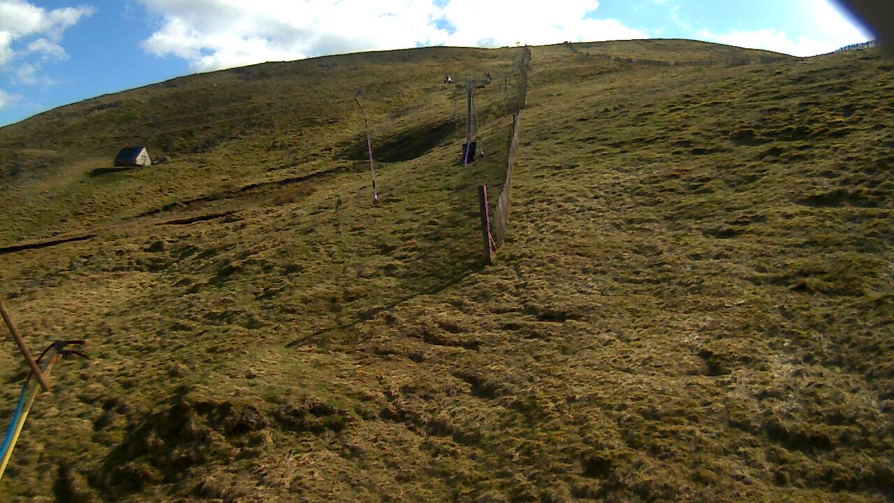 Image from 2022/04/22 for Tow Hut