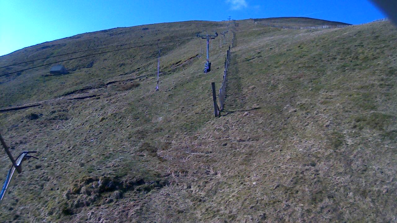 Image from 2022/04/26 for Tow Hut