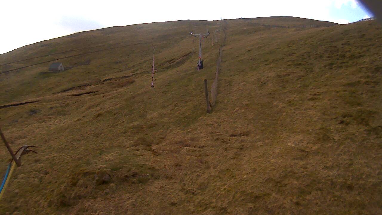 Image from 2022/04/26 for Tow Hut