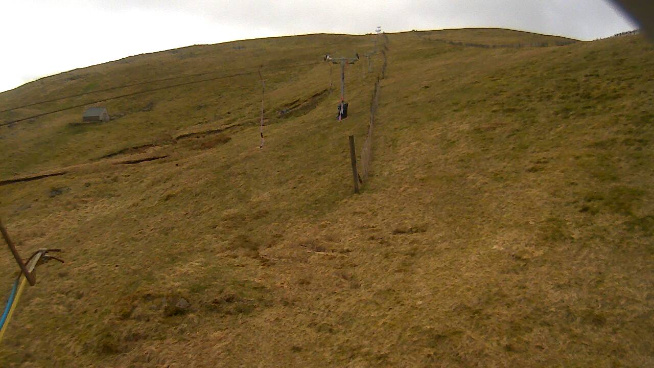 Image from 2022/04/27 for Tow Hut