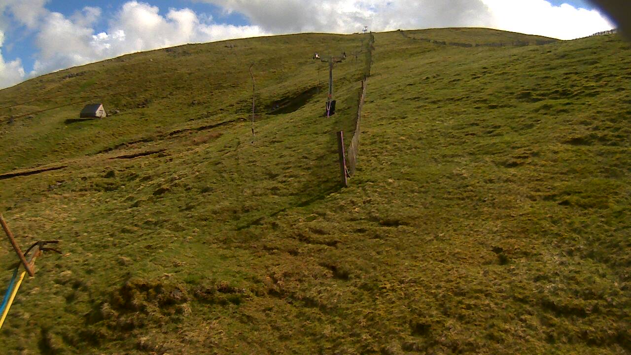 Image from 2022/05/11 for Tow Hut