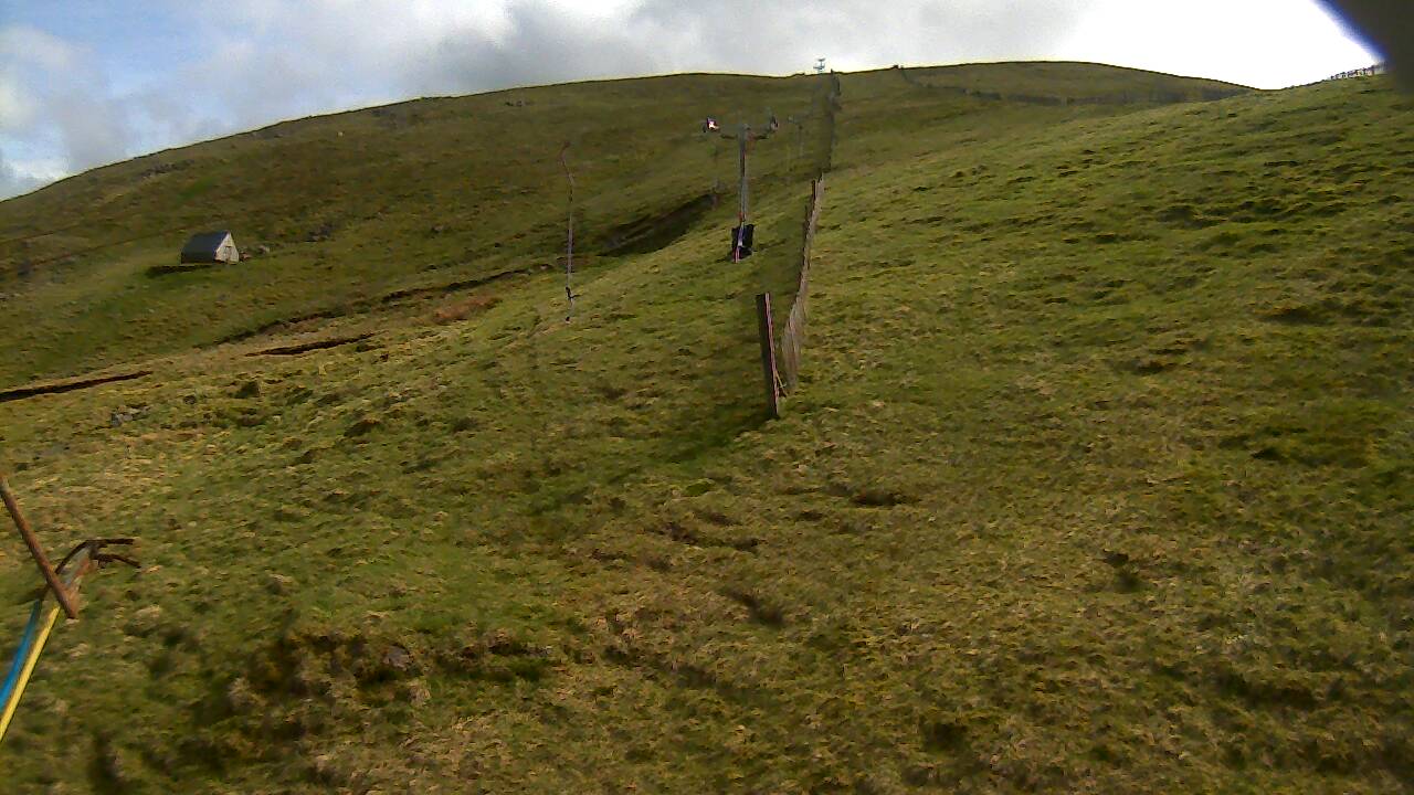 Image from 2022/05/12 for Tow Hut