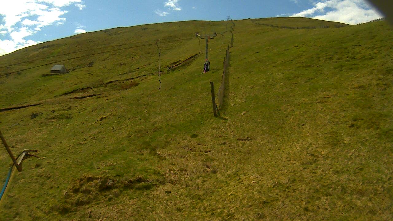 Image from 2022/05/15 for Tow Hut