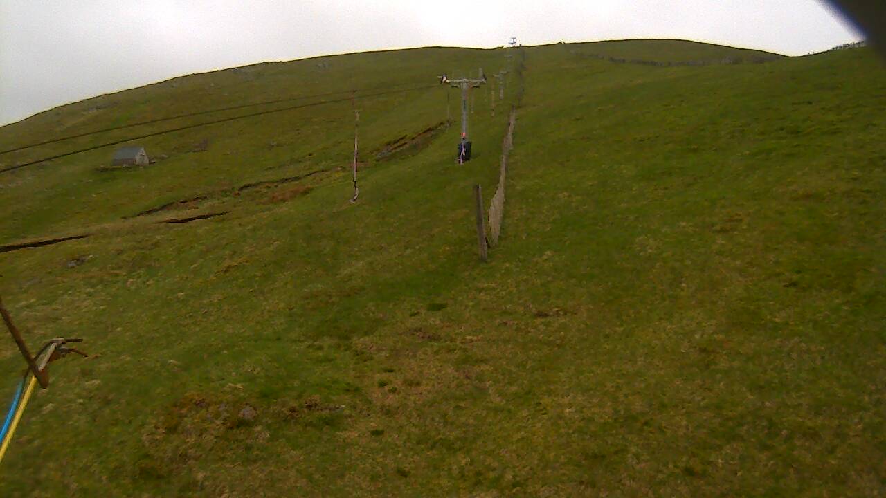 Image from 2022/05/21 for Tow Hut