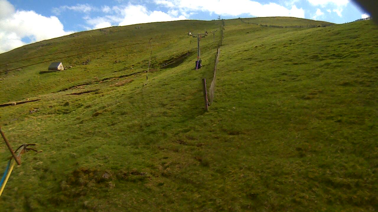 Image from 2022/05/26 for Tow Hut