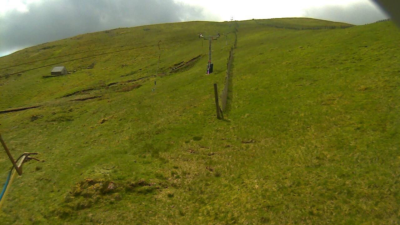 Image from 2022/05/27 for Tow Hut