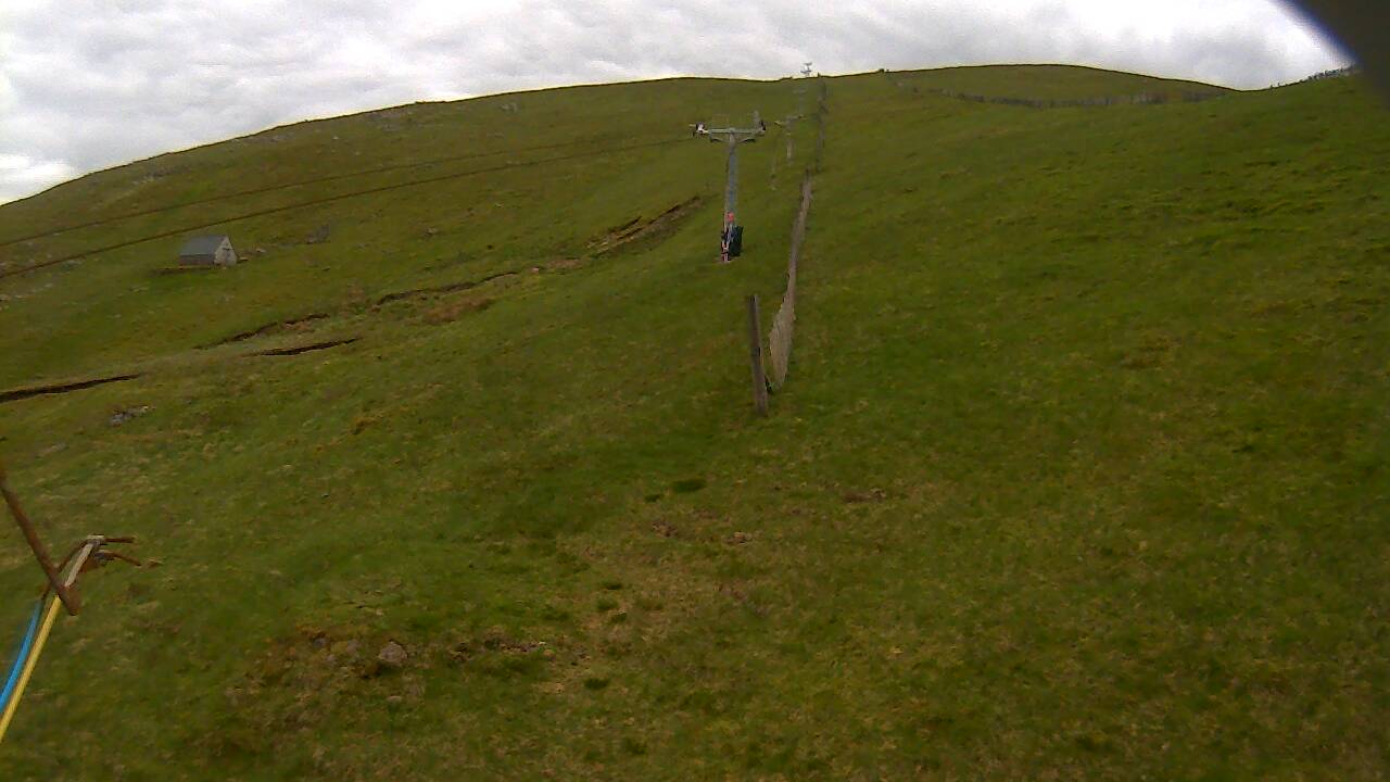 Image from 2022/05/29 for Tow Hut