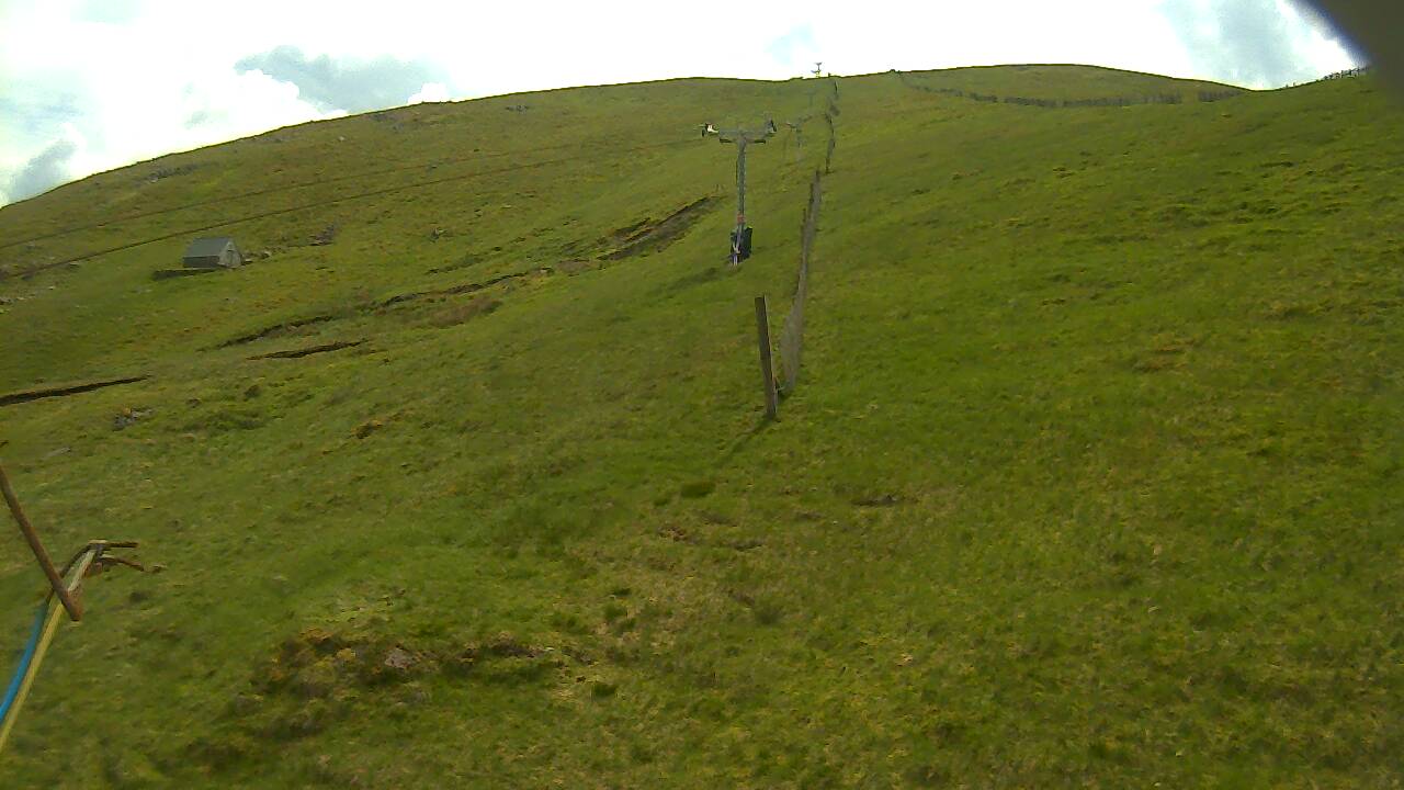 Image from 2022/06/02 for Tow Hut