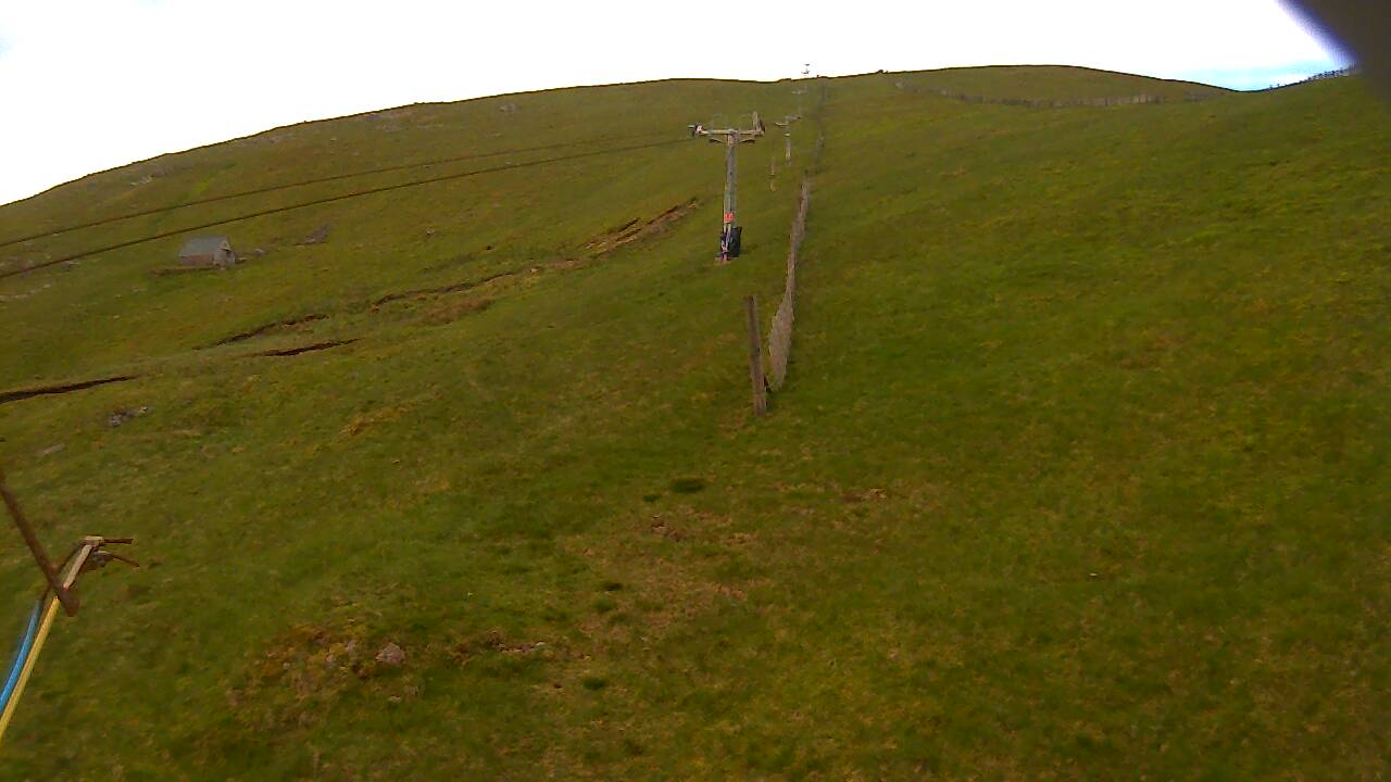 Image from 2022/06/07 for Tow Hut