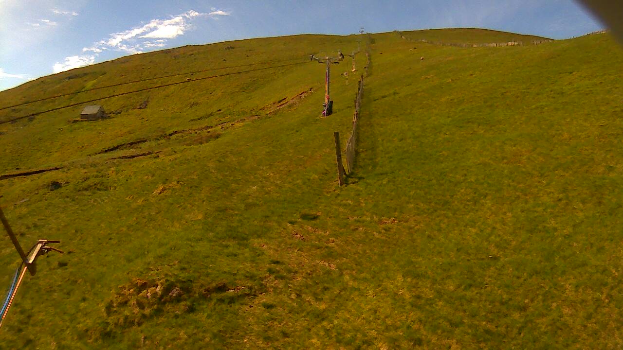 Image from 2022/06/07 for Tow Hut