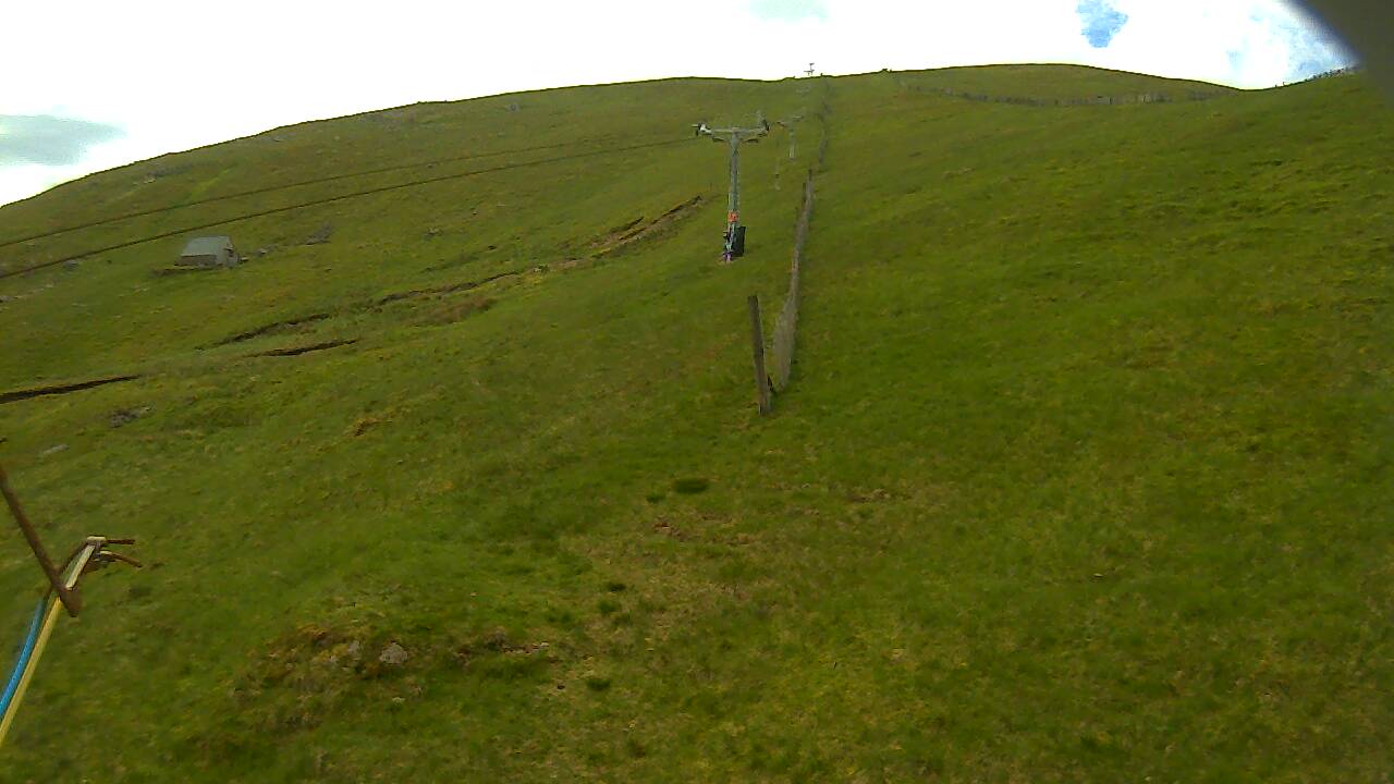 Image from 2022/06/07 for Tow Hut